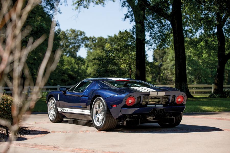  Ford GT 2004 года  (фото 41 из 42)